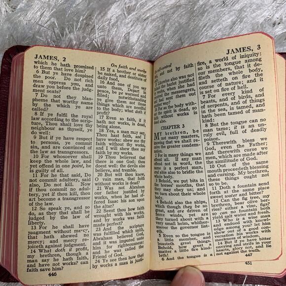 1946 Leather Bound Red New Testament Mini Size 3 x 5" Red Edges - Picture 4 of 6